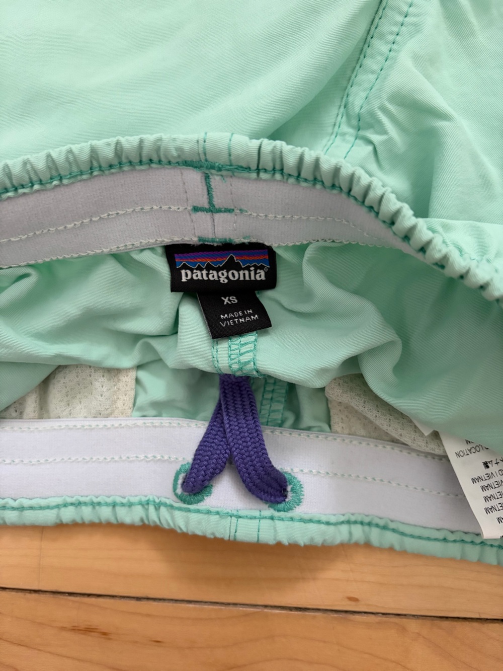 Patagonia Mint Baggies Shorts - Picture 3 of 3